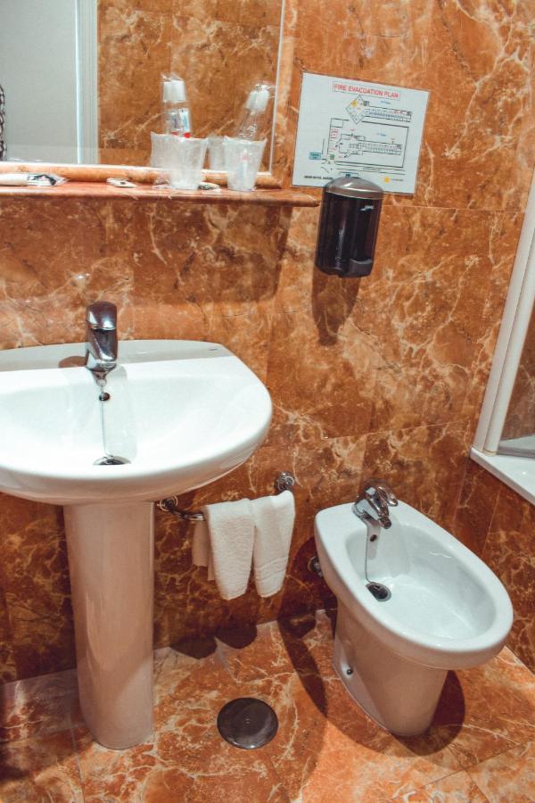 La Morona Hotel Morón de la Frontera Eksteriør billede